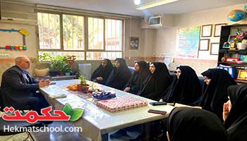 جلسه آشنایی مربیان فوق برنامه دبستان دخترانه با مدیرعامل مجتمع