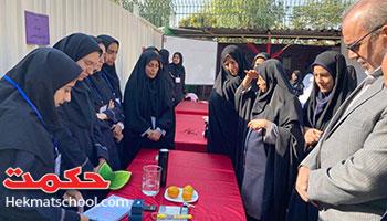 بازدیدجناب آقای نوروزیان از برنامه ساعتی با آزمایش دبیرستان دخترانه  
