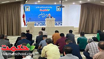 حضور جناب آقای نوروزیان مدیرعامل مجتمع ، درجلسه انتخابات انجمن اولیا و مربیان دبستان پسرانه 