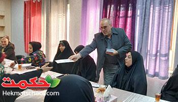 تقدیر از همکاران دبیرستان دخترانه دوره اول و دوم به مناسبت روز زن 